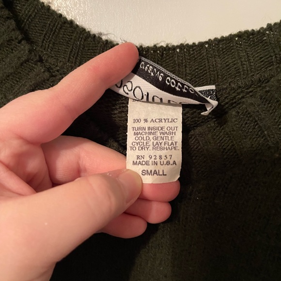 Hunter Green vintage V neck sweater - Picture 3 of 5